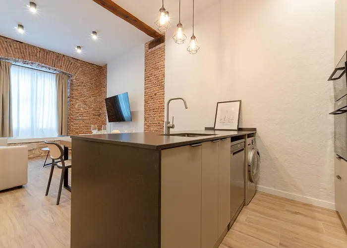 Ribera Plaza Colon *