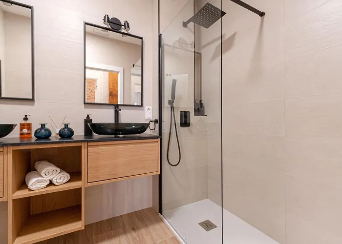 Ribera Plaza Colon *